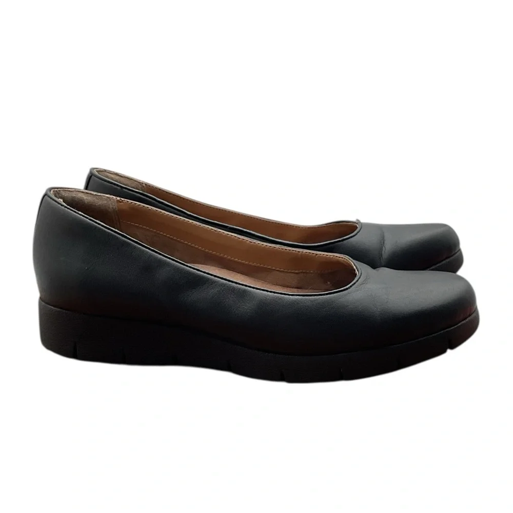 Clark’s women’s Classic Black‎ Women's Flats size 8.5